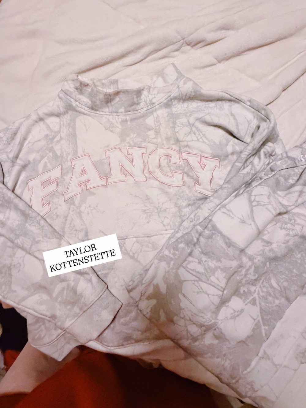 "FANCY" WhiteCamo Crewneck Sweatshirt and Sweatpants SET- Light Gray & Pale Pink